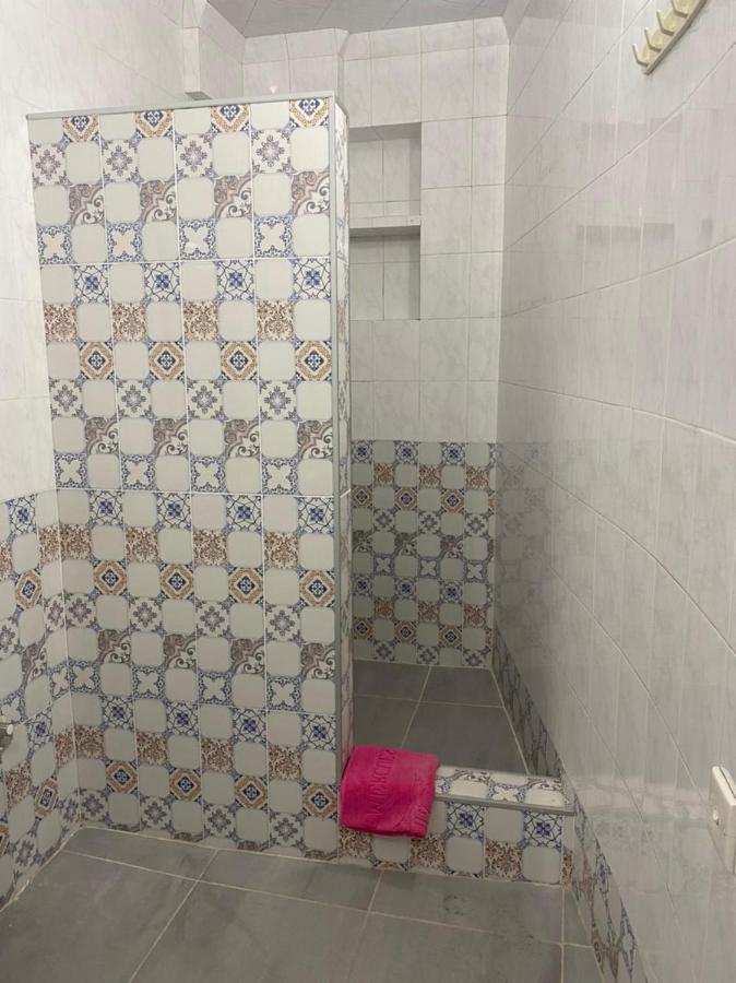 Spacious Dinamo Apartment Tbilisi Buitenkant foto